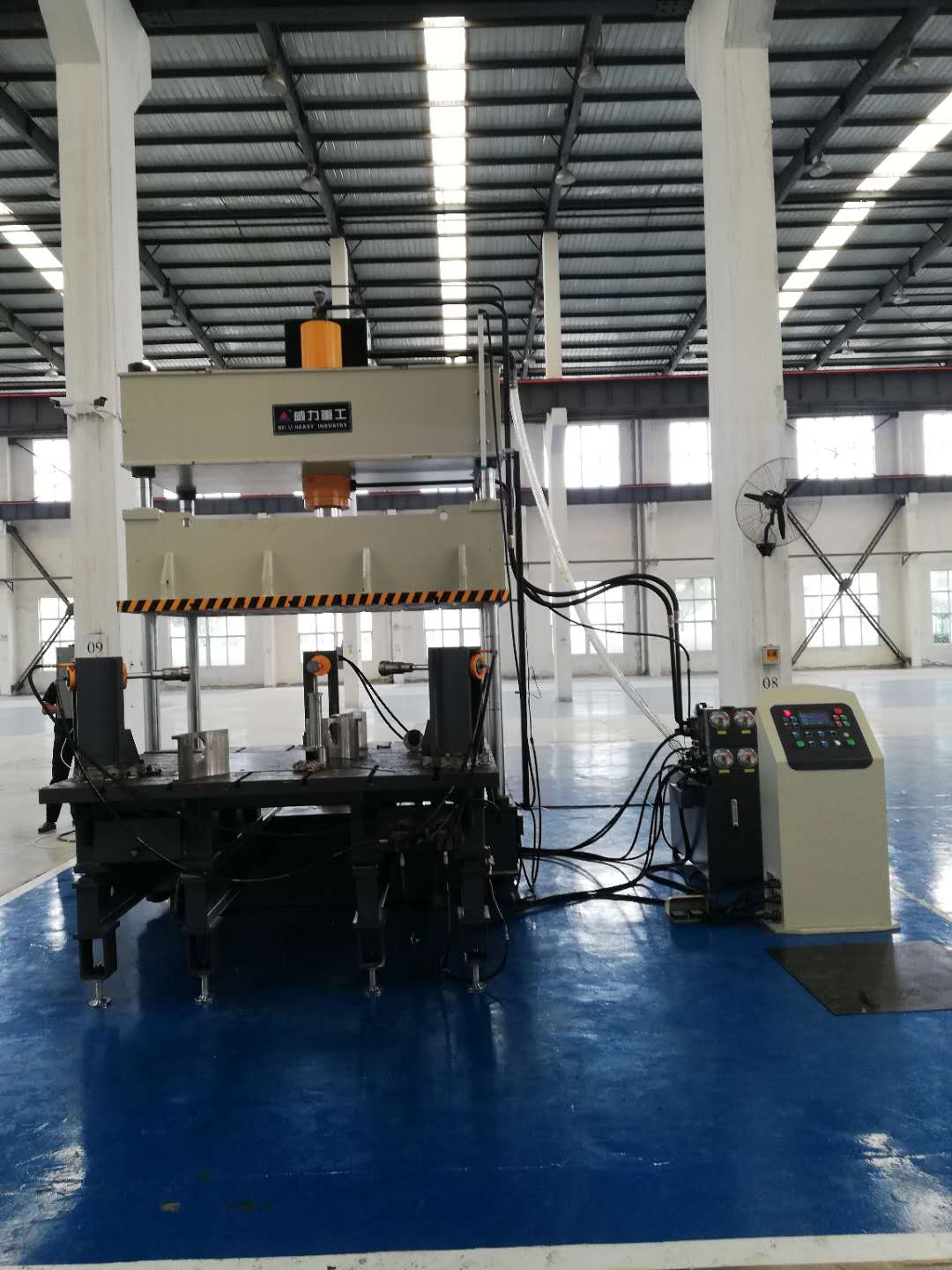 摩托車車圈拉伸成型油壓機(jī)